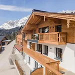 Tauernsuites Sonnblick 4 Apartment
